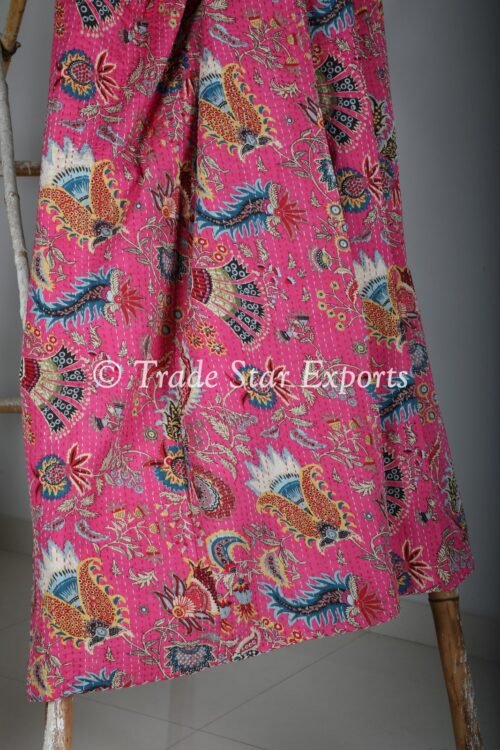 Reversible Twin Kantha Embroidery Floral Blanket - Image 4