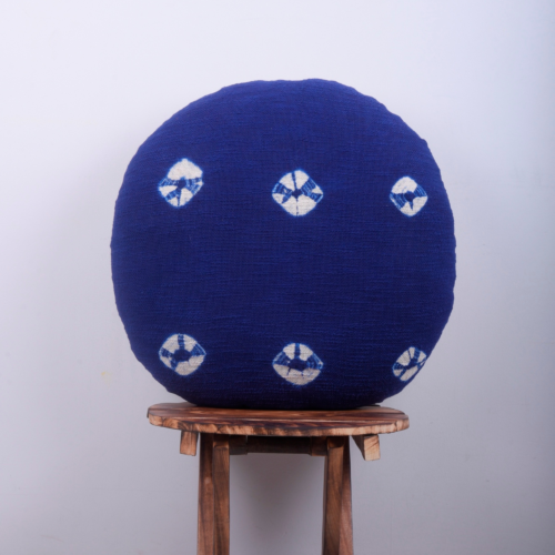 Handloomed Round Thick Slub Kumo Shibori Pattern Cotton Pillow Cover For Home Decor 18 Inches Size