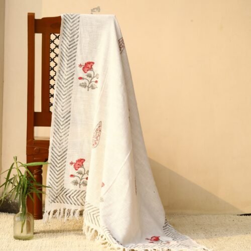 Hibiscus Flower Buta Block Printed Cotton Throw To Complement Your Existing Decor - Image 2