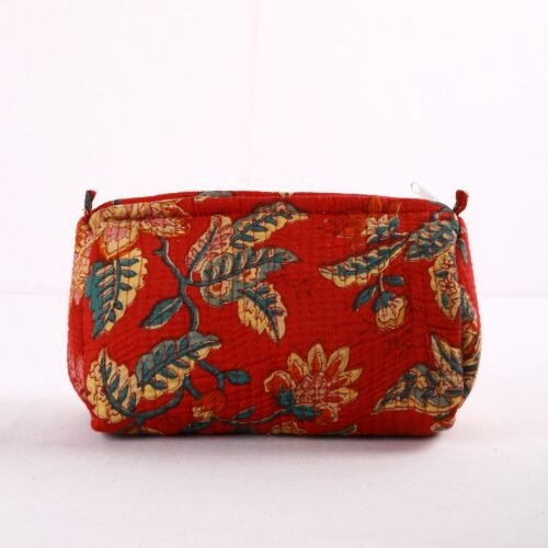 Red Floral Cotton Quilted Toiletry Pouches In Set Of 3 Travel Storage Cases - Image 4