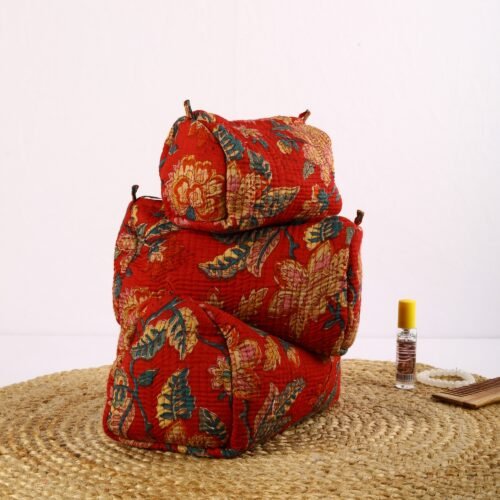 Red Floral Cotton Quilted Toiletry Pouches In Set Of 3 Travel Storage Cases - Image 9