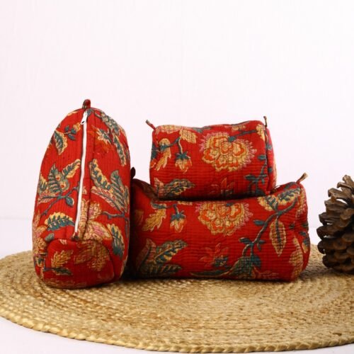 Red Floral Cotton Quilted Toiletry Pouches In Set Of 3 Travel Storage Cases - Image 2