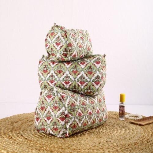 Set Of 3 With Old Style Mughal Marvel Design Printed Toiletry Pouches In Seed Green - Image 2