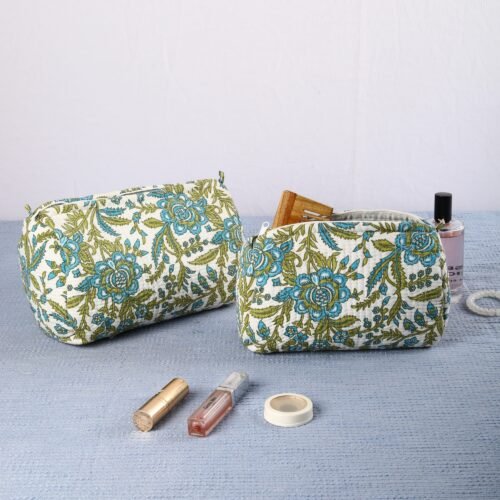 Beautiful Travel Comes Set Of 3 Cotton Toiletry Pouches In Multicolored - Image 3