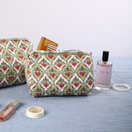 Set Of 3 With Old Style Mughal Marvel Design Printed Toiletry Pouches In Seed Green - Image 3