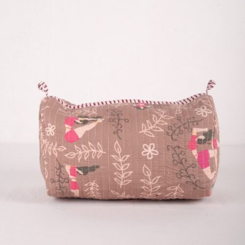Yoga Girl Printed Set Of 3 Cotton Quilted Toiletry Pouches in Soft Pink - Image 5