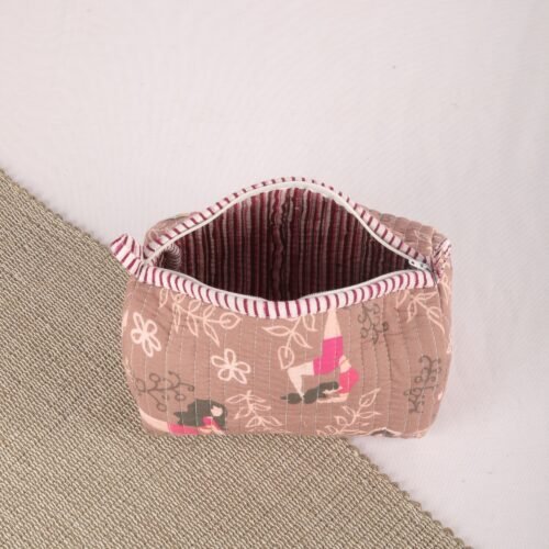 Yoga Girl Printed Set Of 3 Cotton Quilted Toiletry Pouches in Soft Pink - Image 8
