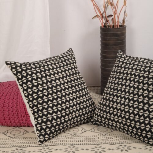 Bedding Decor 18x18 inches Handloomed Set Of 2 Cushion Cover In Black - Image 6
