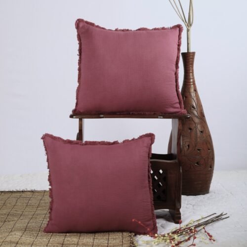 Soft And Breathable Set of 2 Double Gauze Cushion Cover With Crinkled Texture In Rose Wine - Image 3