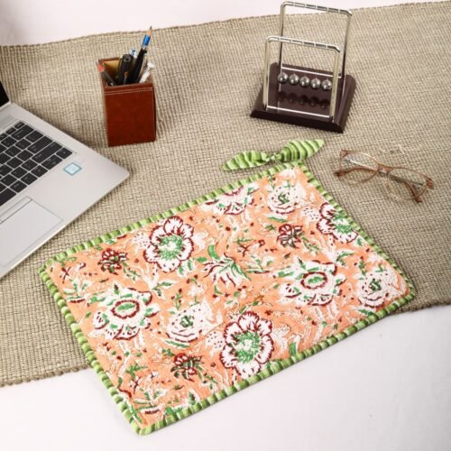Simple & Elegant Design Cotton Quilted Laptop Sleeves In Peach - Image 5