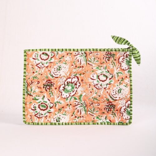 Simple & Elegant Design Cotton Quilted Laptop Sleeves In Peach - Image 6