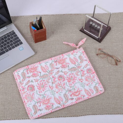 Soft & Protective Cotton Quilted Laptop Sleeves With Floral Print In White & Pink - Image 3