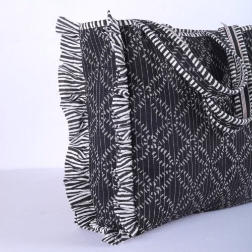 Comfort Cotton Quilted Tote Bag In Black Geometric Designed - Image 3