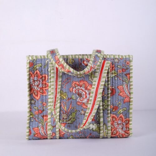 Everyday Wear Lightweight Cotton Quilted Tote Bag In Wild Grey Floral - Image 3