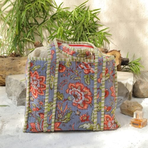 Everyday Wear Lightweight Cotton Quilted Tote Bag In Wild Grey Floral - Image 4