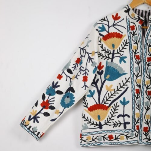 Elegant & Stylish Cotton-Canvas Suzani Embroidered Jacket In Multicolor - Image 3