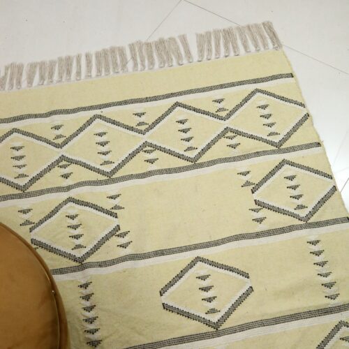 Lightweight yet durable Sabra Cotton Rug
