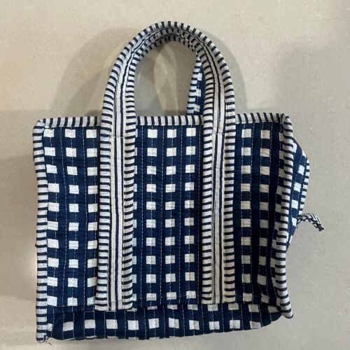 Easy Carry Cotton Lunch Box In Navy Blue - Image 2