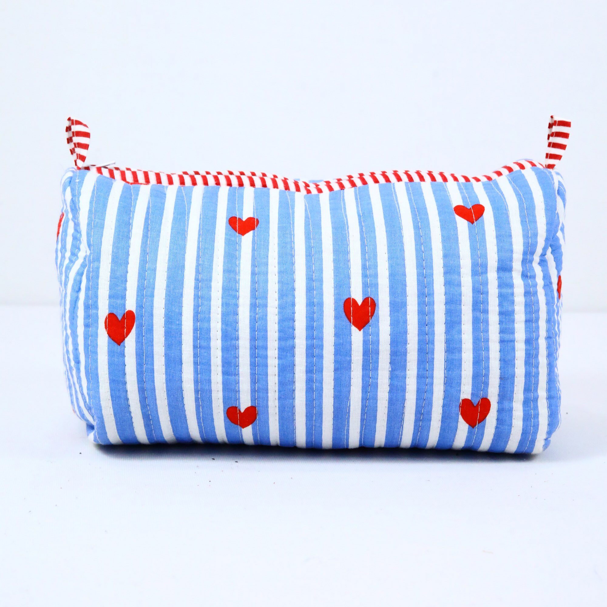 Small Heart Screen Printed Set Of 3 Cotton Quilted Toiletry Pouches in Blue & Red - Image 2