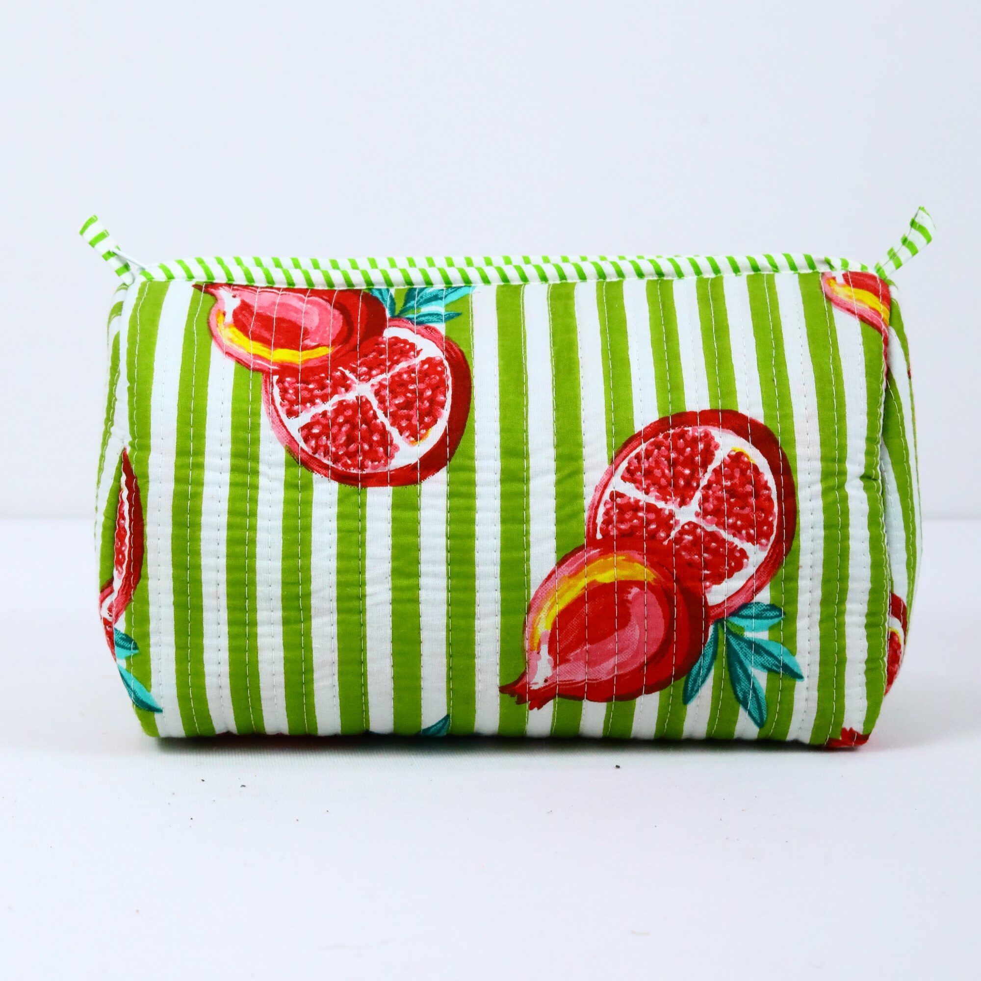 Annar Design Screen Printed Set Of 3 Cotton Quilted Toiletry Pouches in Green & Red - Image 2