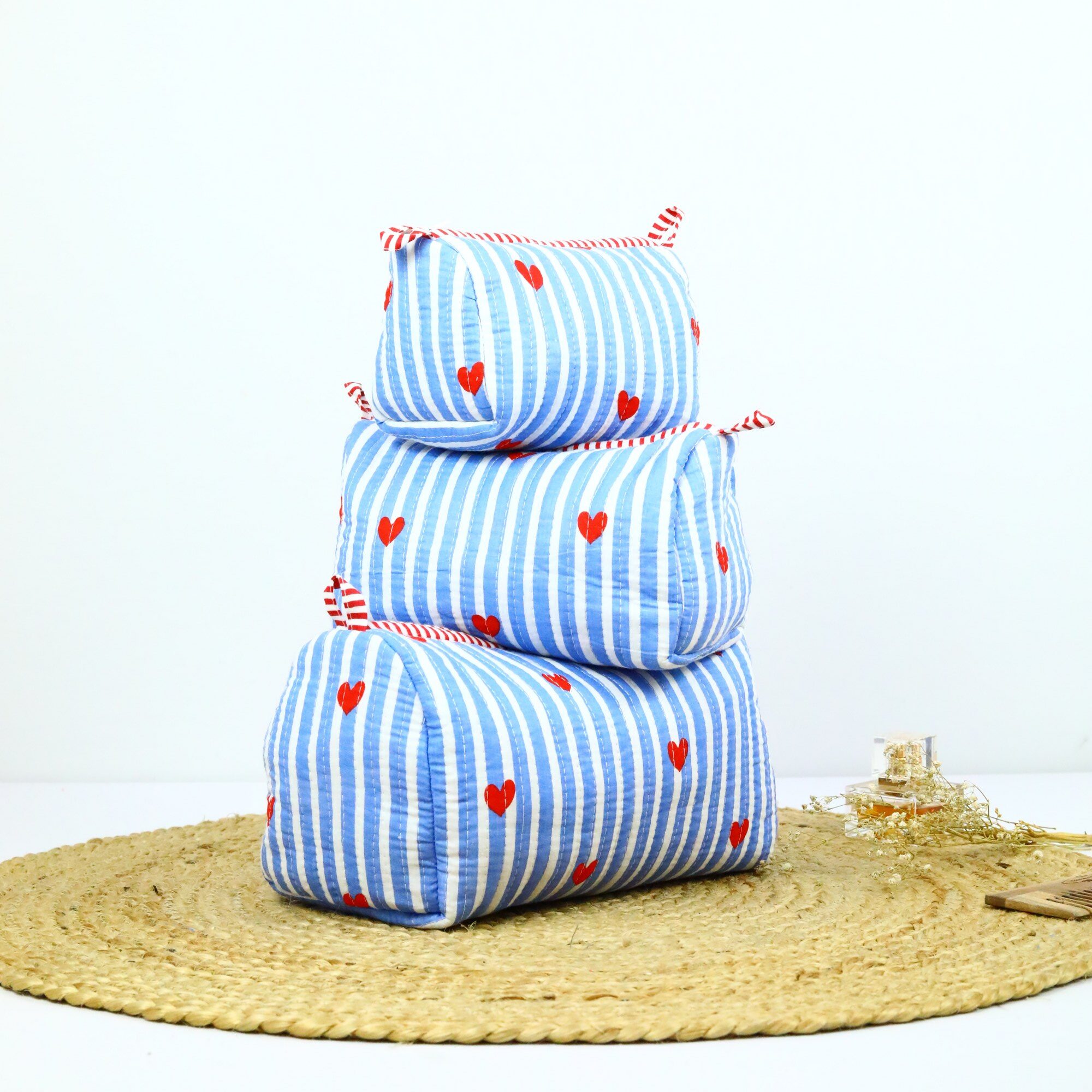 Small Heart Screen Printed Set Of 3 Cotton Quilted Toiletry Pouches in Blue & Red