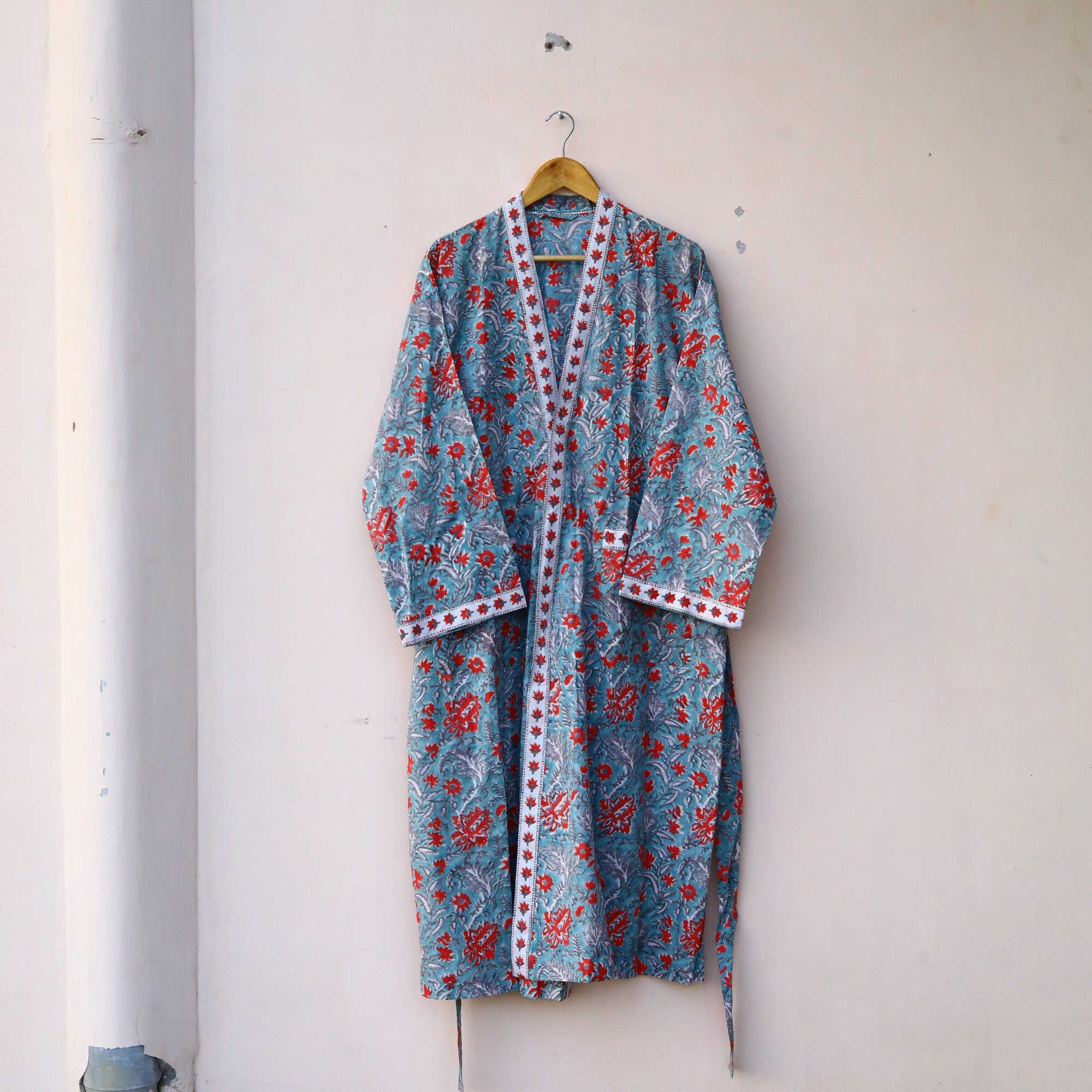Soul Print Kimono Block Printed Kimono In Blue & Red With Spacious Pockets - Image 7