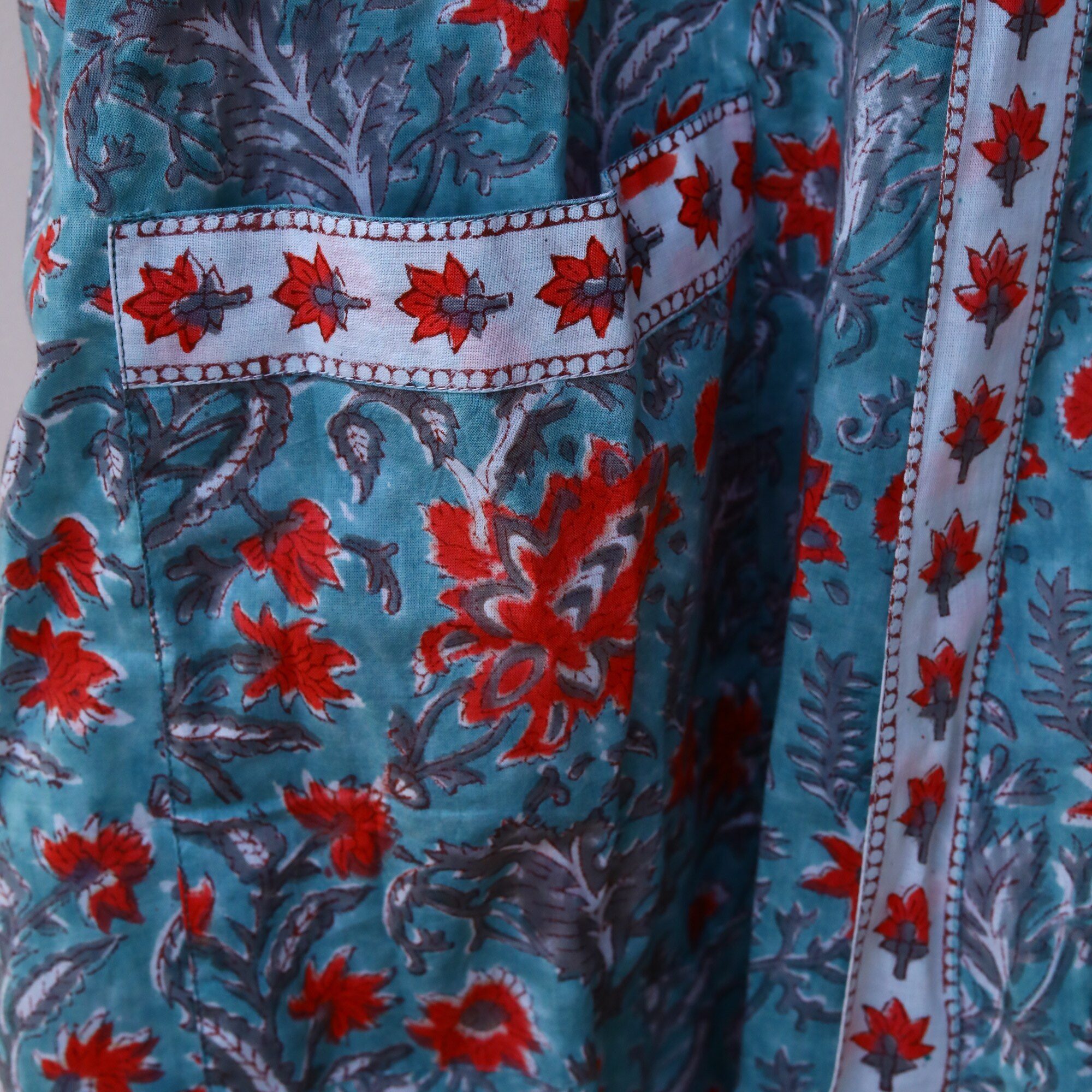Soul Print Kimono Block Printed Kimono In Blue & Red With Spacious Pockets - Image 4