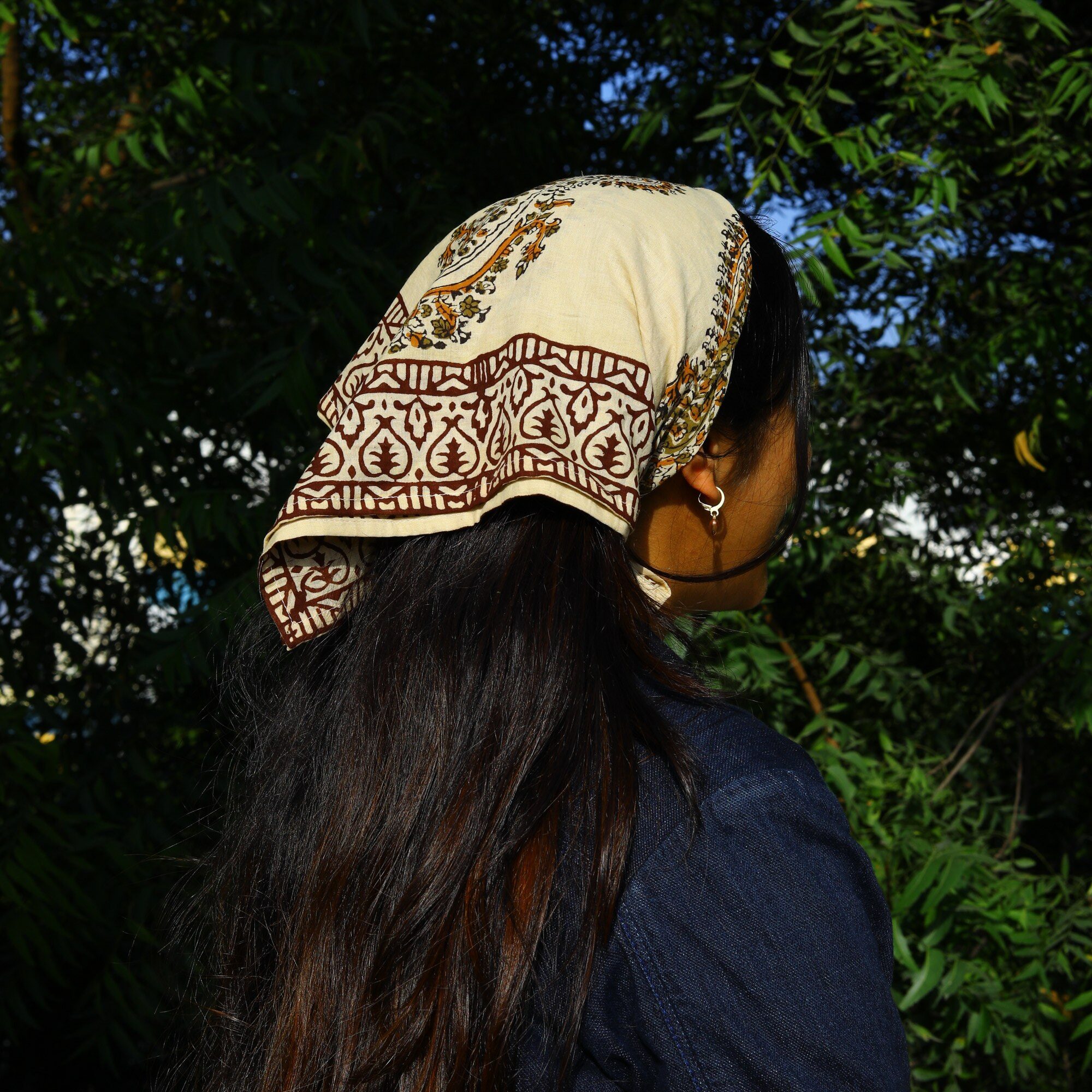 Chapaayi Cotton Block Printed Bandana In Multicolor