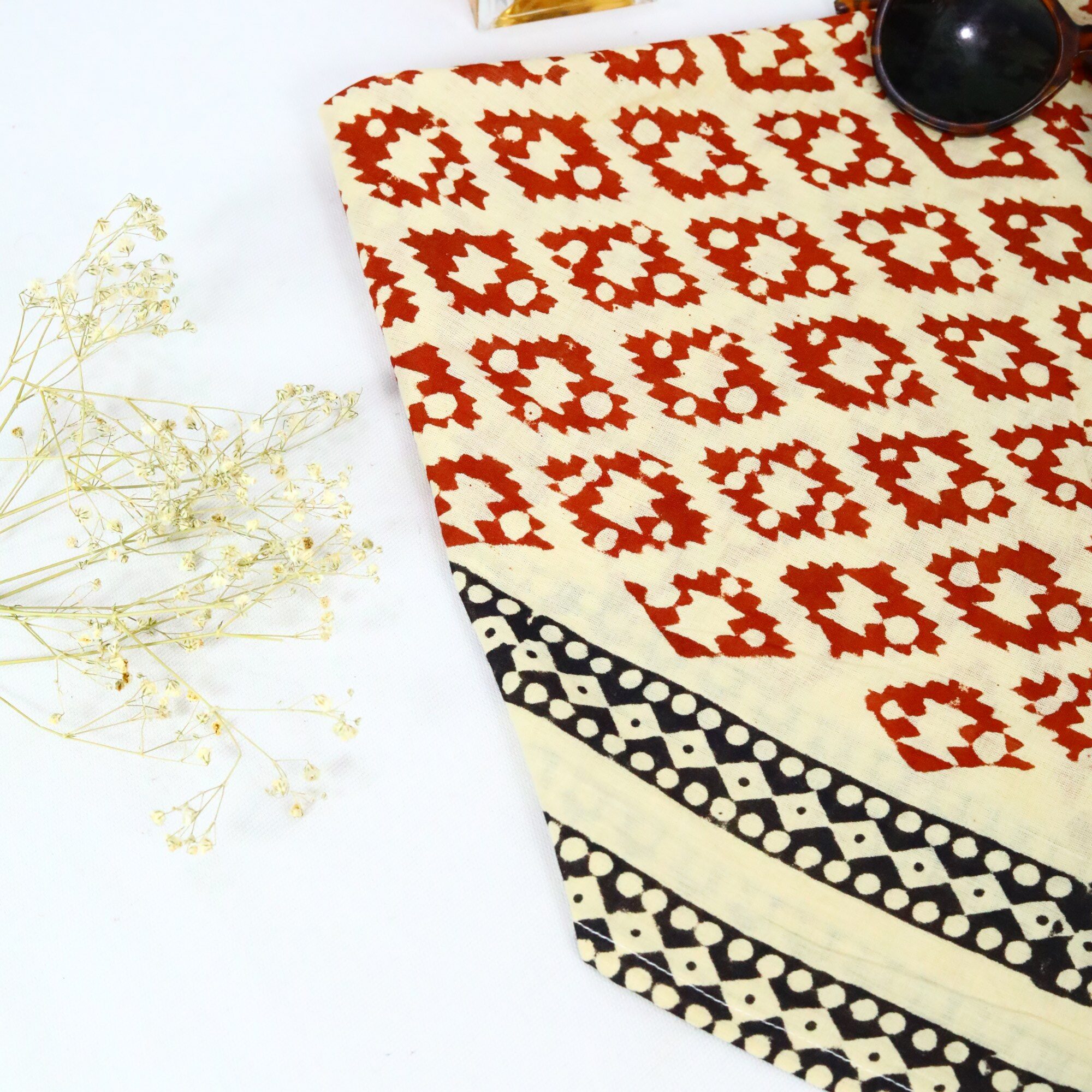 Calm Headband Block Print Bandana In Multicolor - Image 2