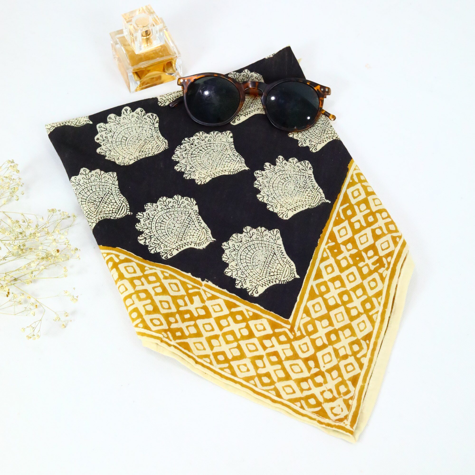 Stylish Knot Block Print Bandana In Black & Yellow - Image 4