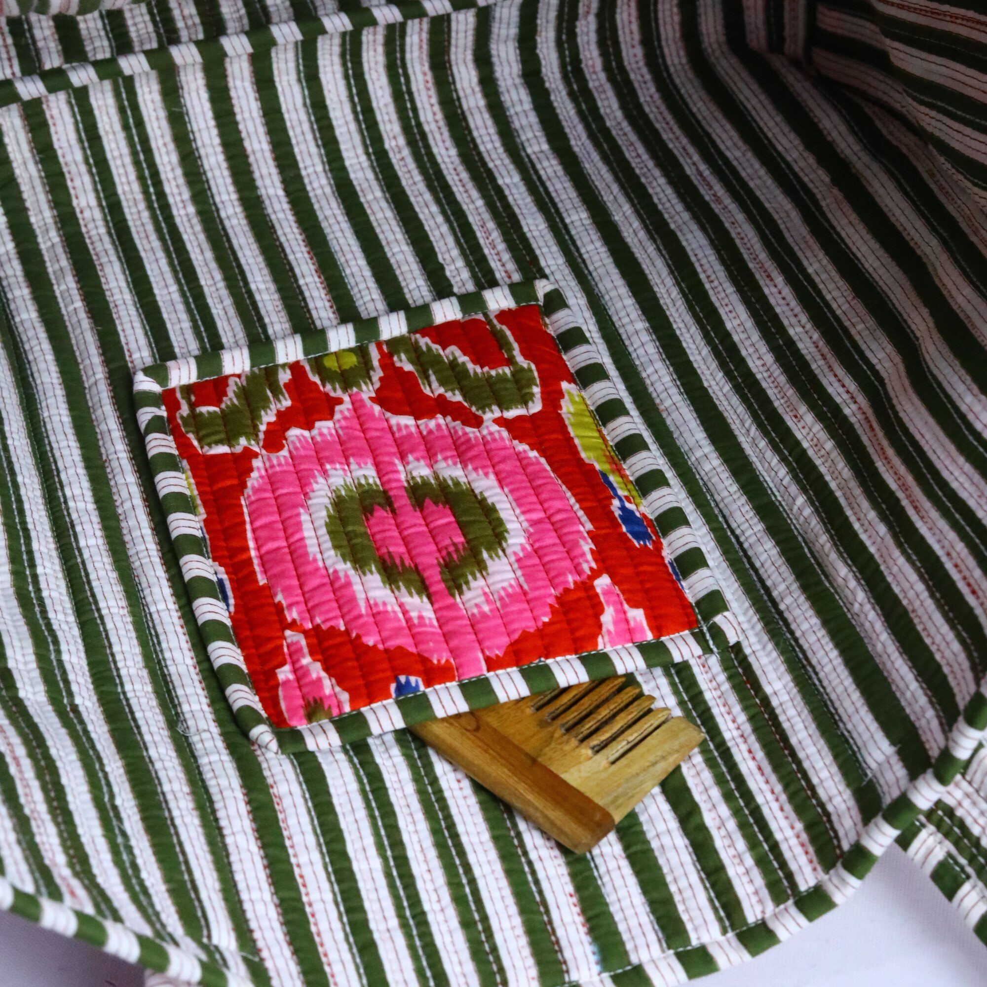 Soft Nest Quilted Bag Screen Print Cotton Tote Bag In Multicolor - Image 5