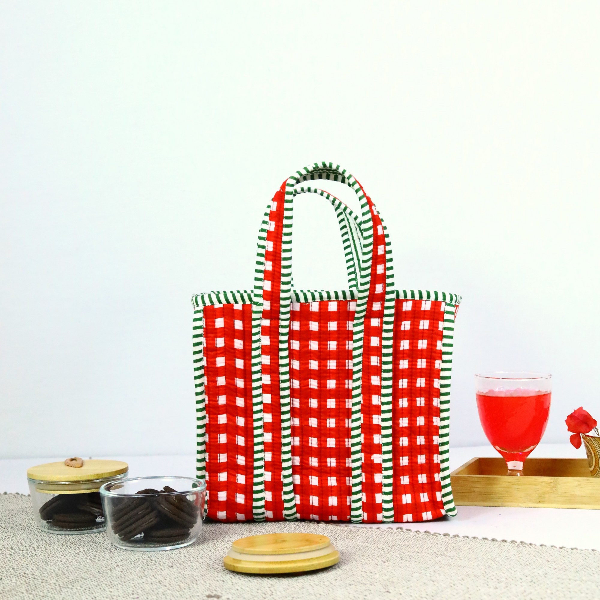 MealMate Cotton Lunch Box In Red - Image 4