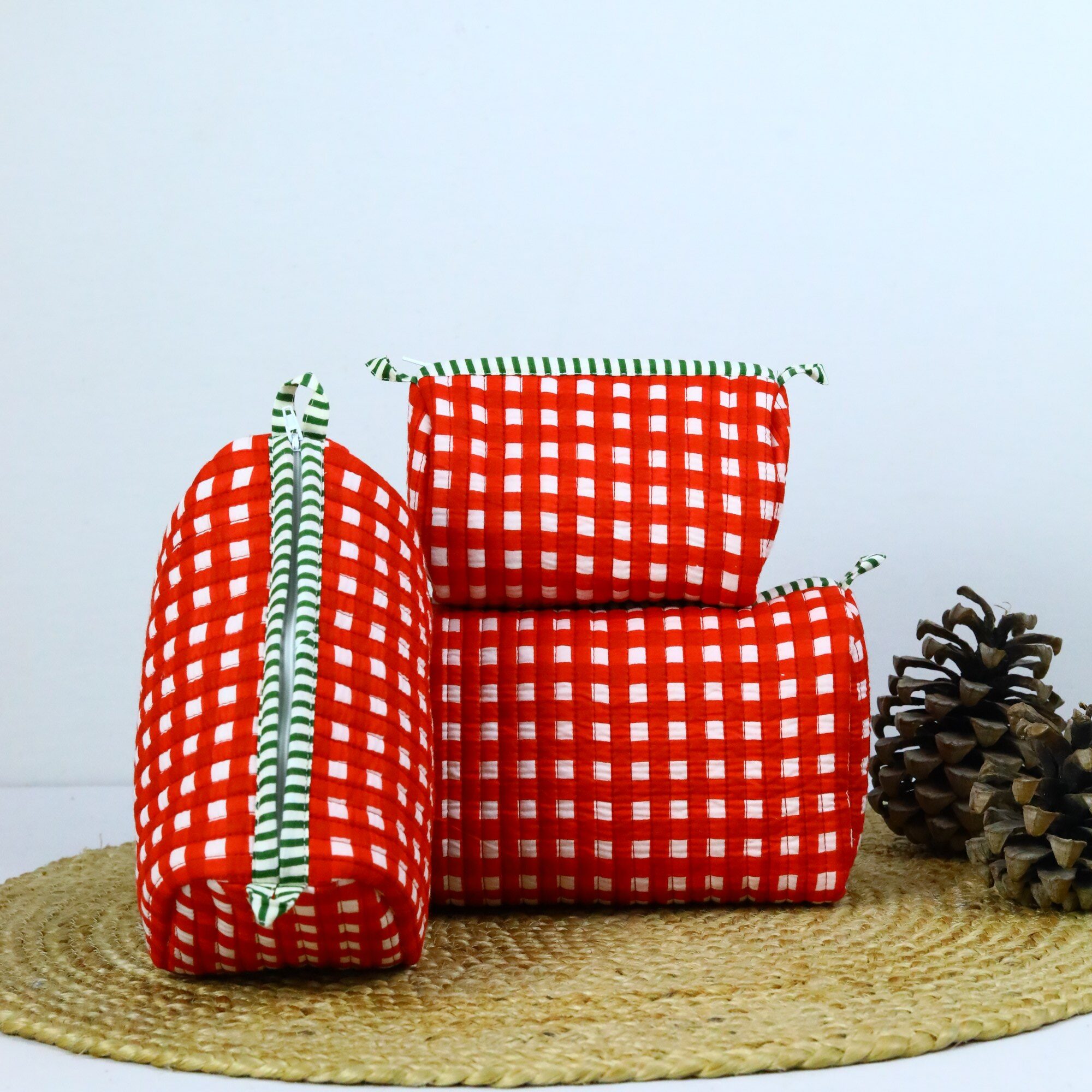 CarryEase 3-Piece Cotton Quilted Kit Screen Printed Set Of 3 Toiletry Pouches in Red & White - Image 3