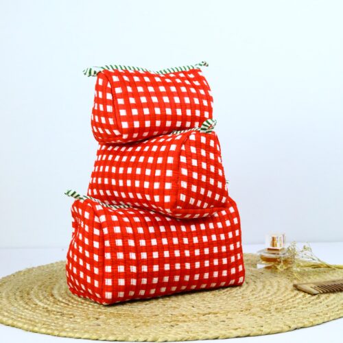 CarryEase 3-Piece Cotton Quilted Kit Screen Printed Set Of 3 Toiletry Pouches in Red & White