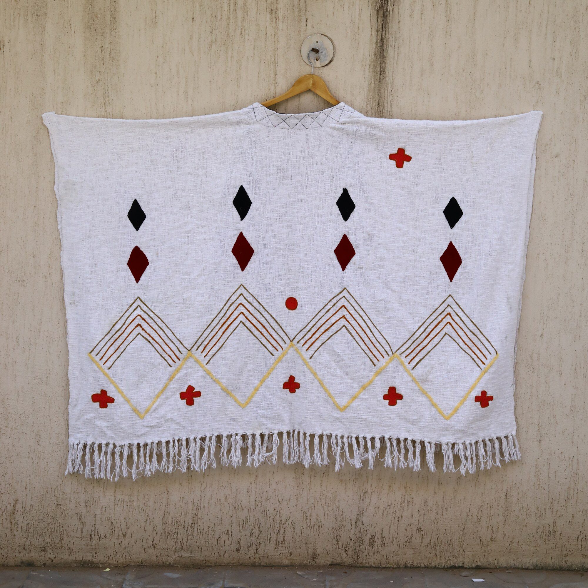 Slub Cotton Charm Embroidery Shrug In White & Multicolor - Image 4