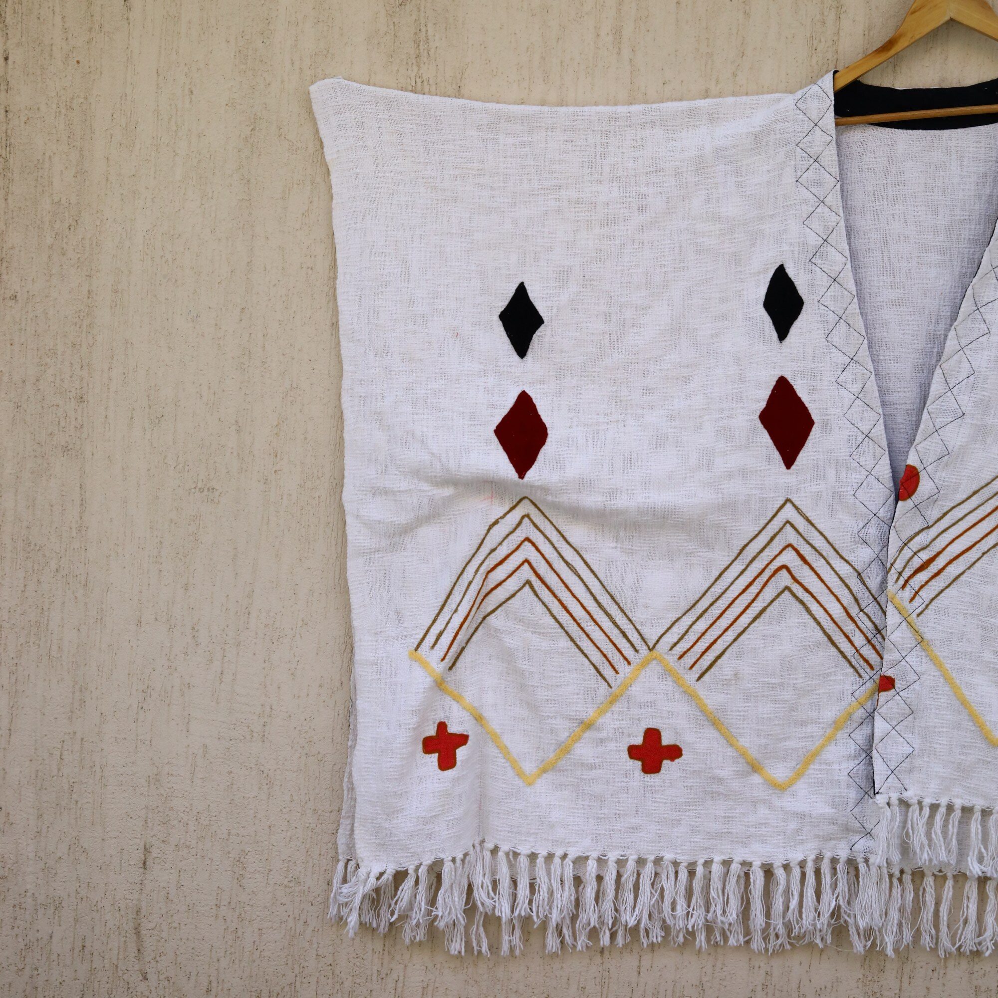 Slub Cotton Charm Embroidery Shrug In White & Multicolor - Image 6