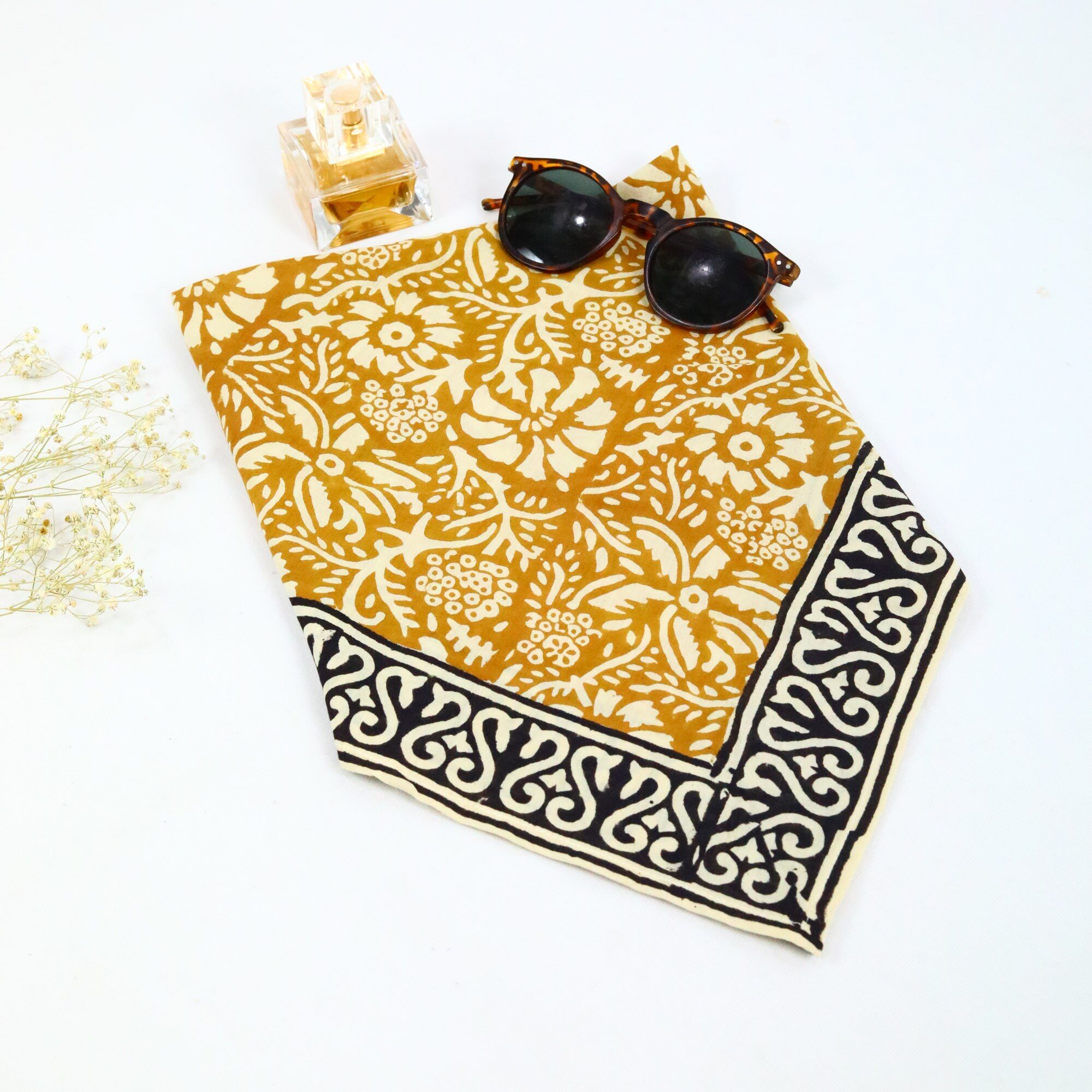 Glow Knot Cotton Block Printed Bandana In Yellow & Black