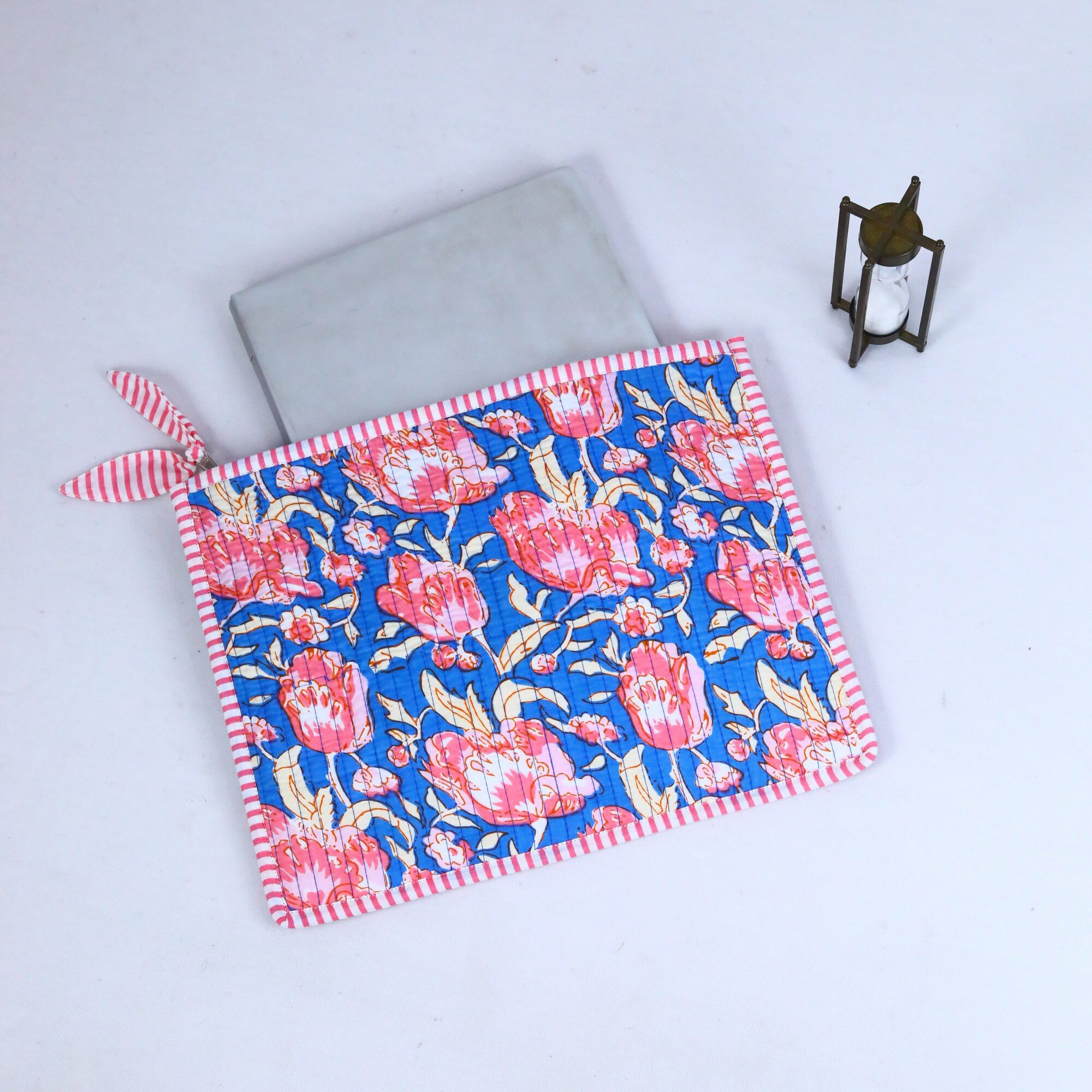 Bloom Grace Cotton Quilted Screen Print Laptop Sleeves With Bow - Image 2