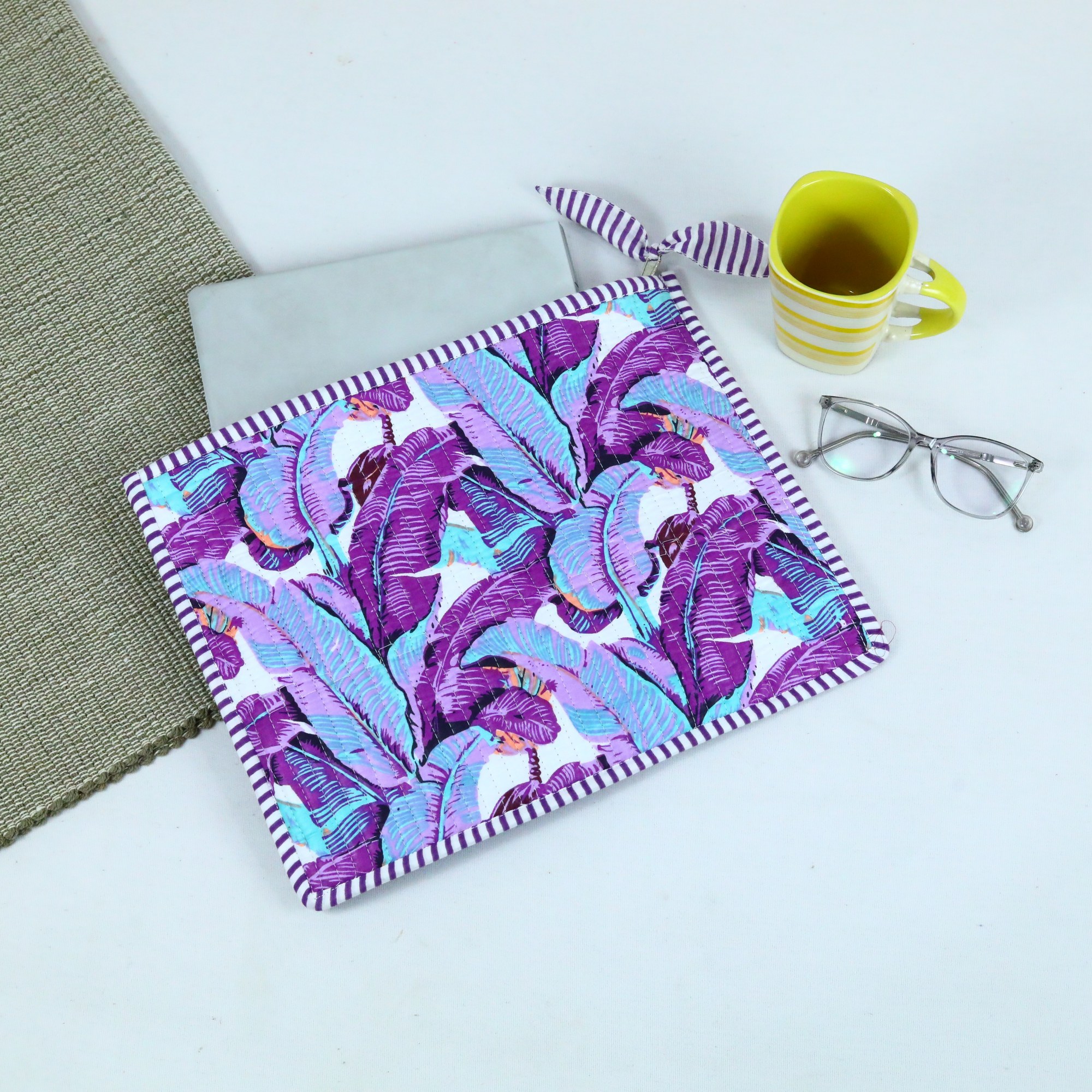 Leaf Charm Cotton Quilted Screen Print Laptop Sleeves With Bow