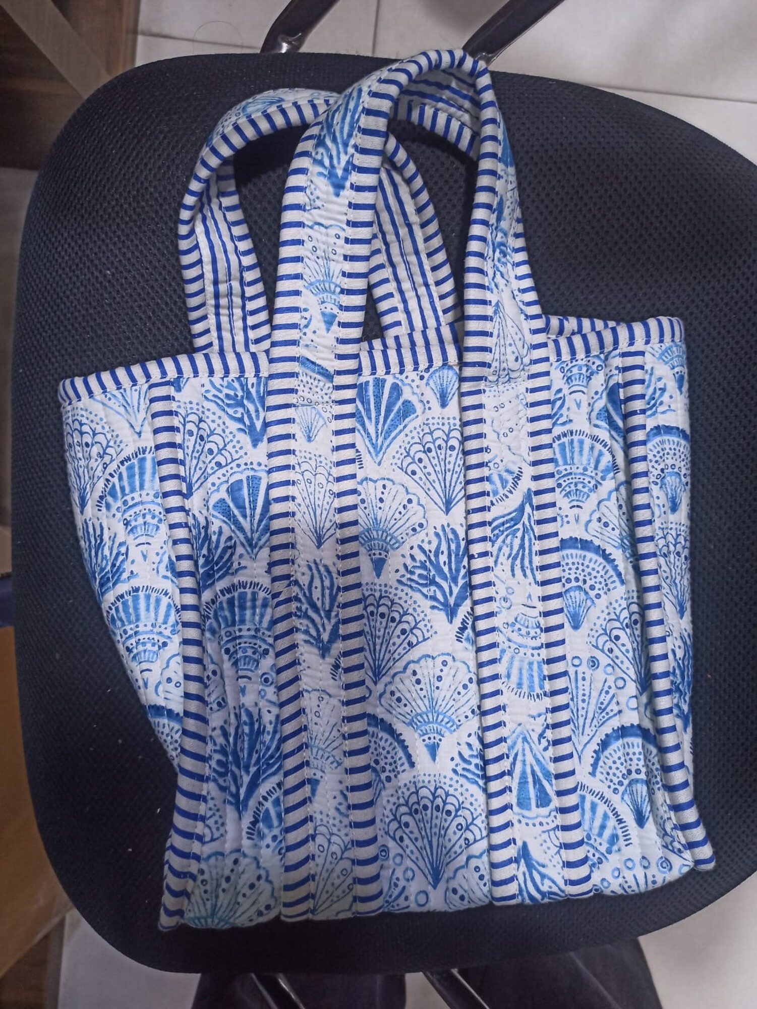 Happy Meal Cotton Lunch Box In White & Blue - Image 2