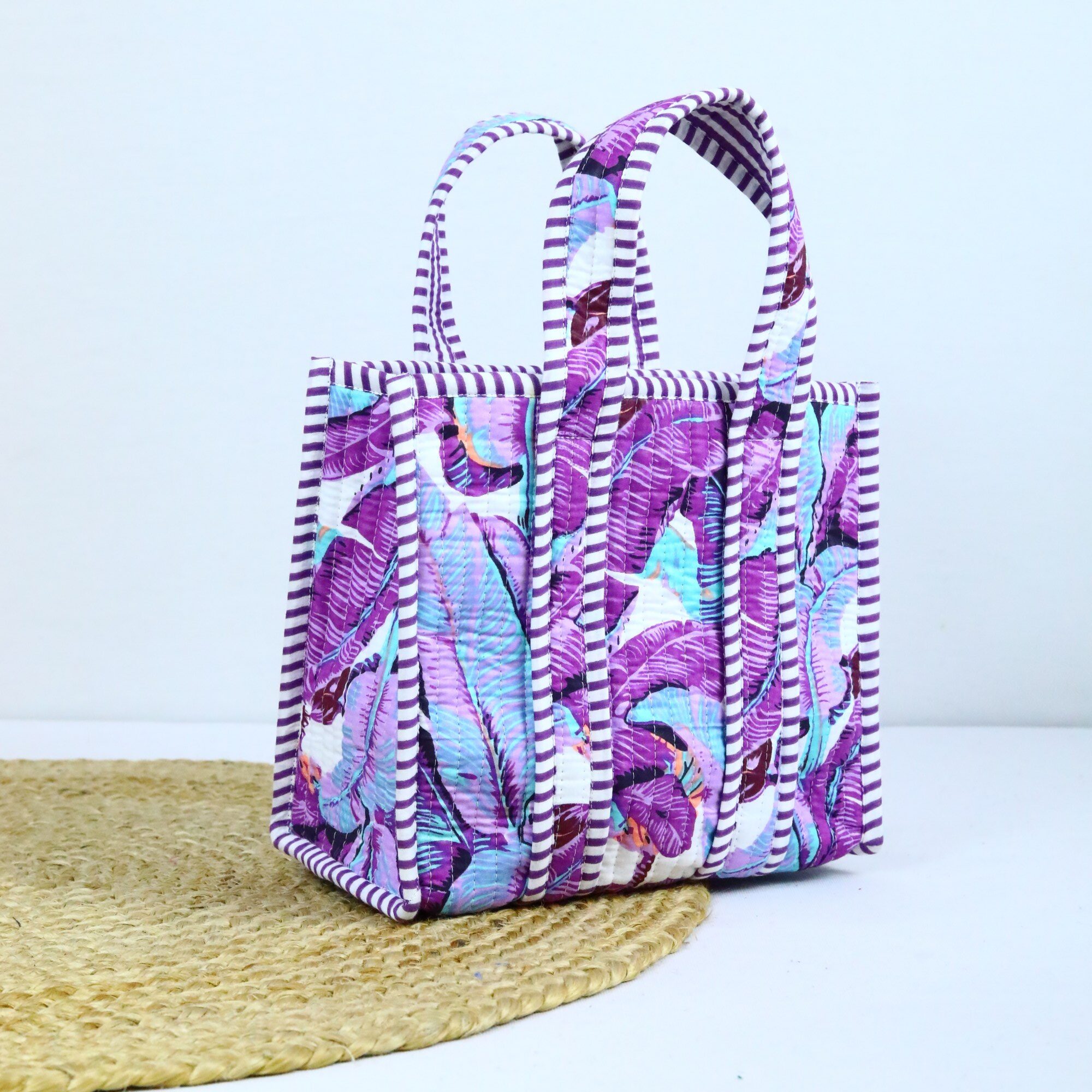 Classy Meal Cotton Lunch Box In Purple - Image 5