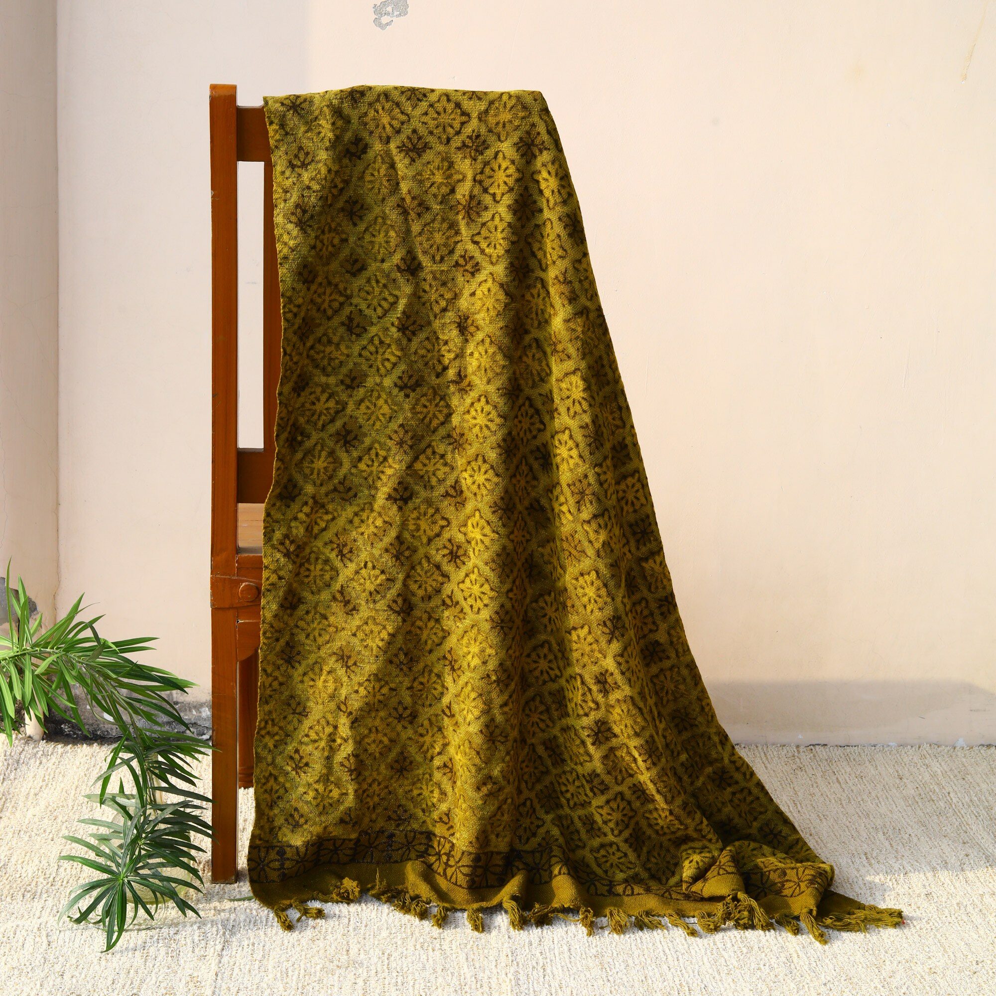 Diamond Jaal Ajrakh Printed Cotton Slub Throw In Golden Turmeric - Image 4