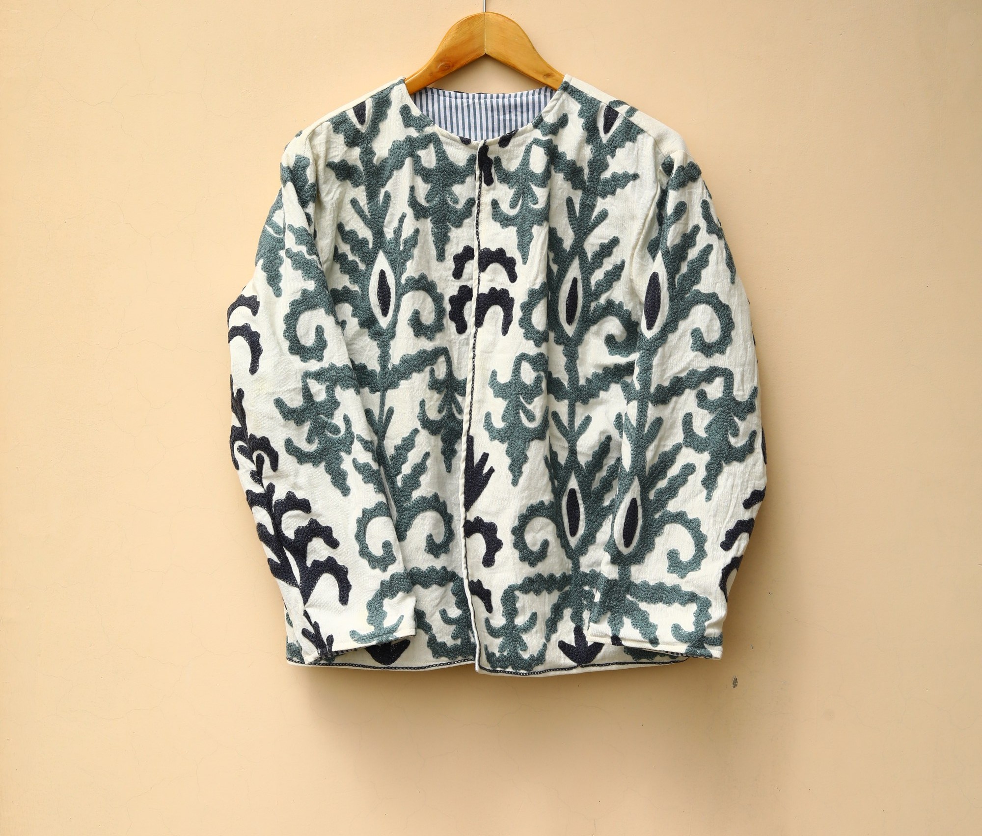 Young & Yarn Slub Suzani Jacket