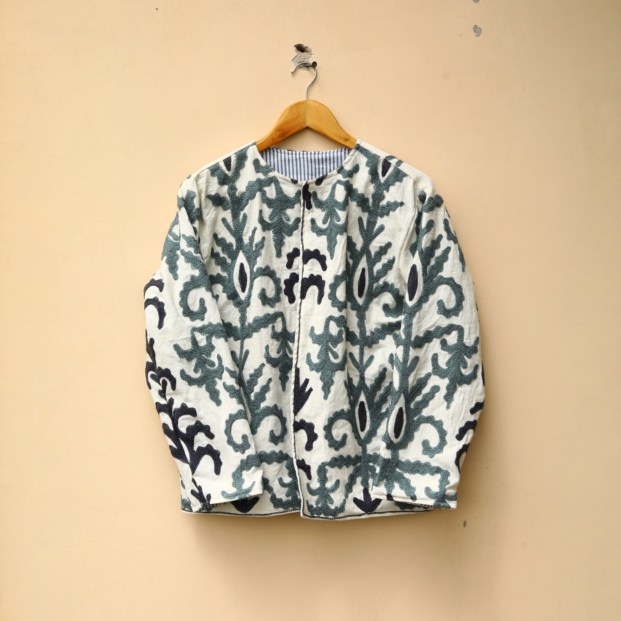 Young & Yarn Slub Suzani Jacket