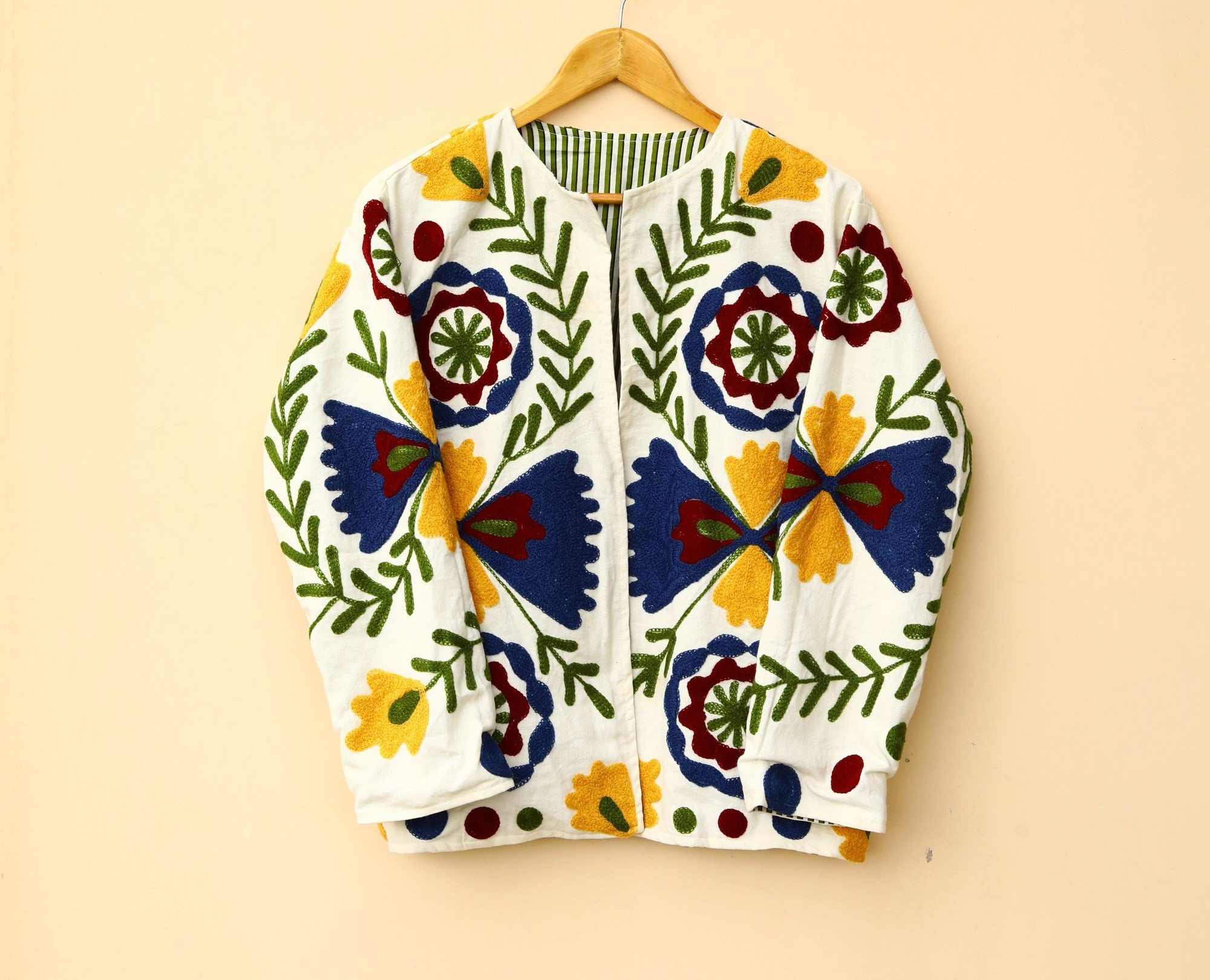 Floral Bloom Slub Suzani Jacket In Multicolor