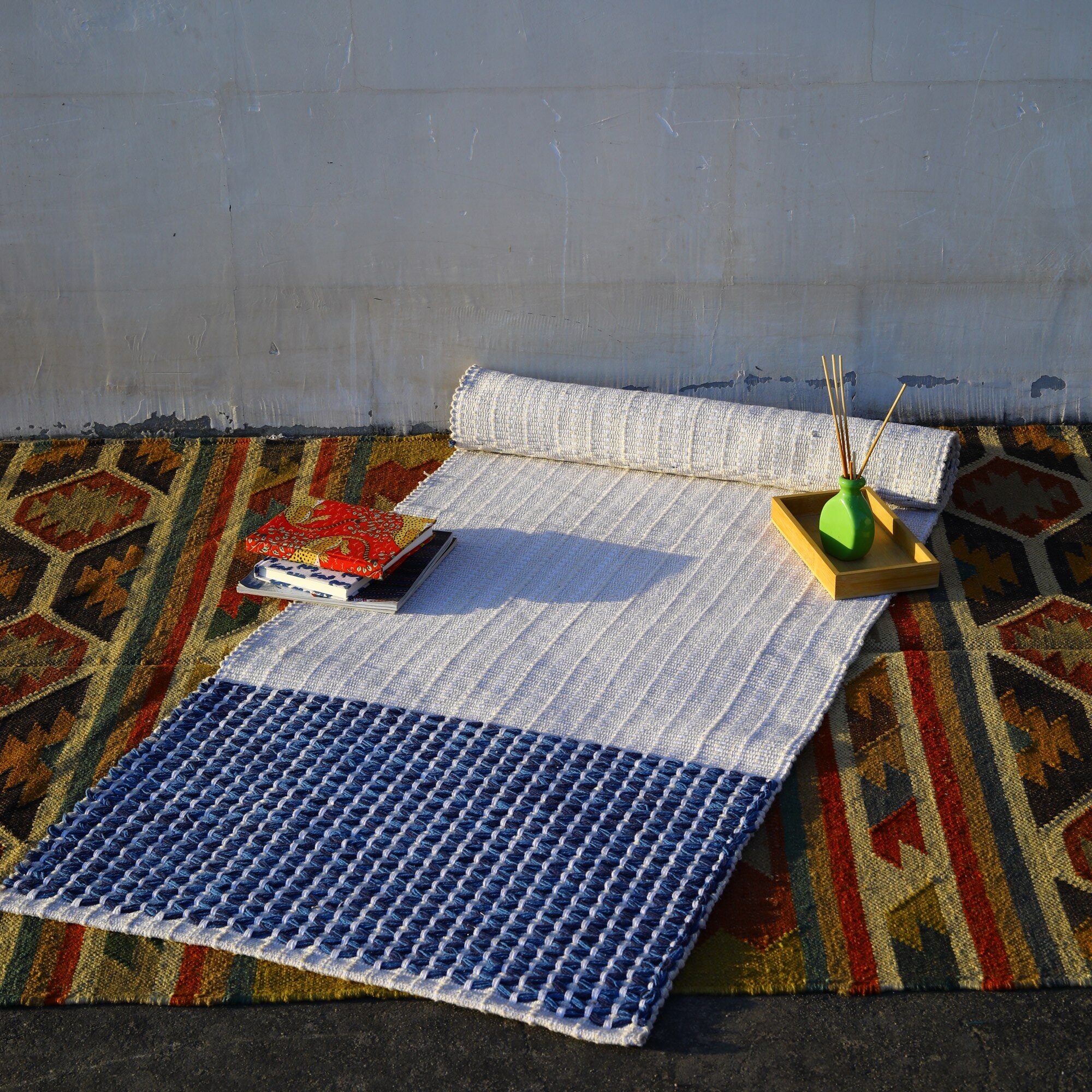 BreatheEase Hand-loomed Cotton Yoga Mat In Solid Dyed - Image 5