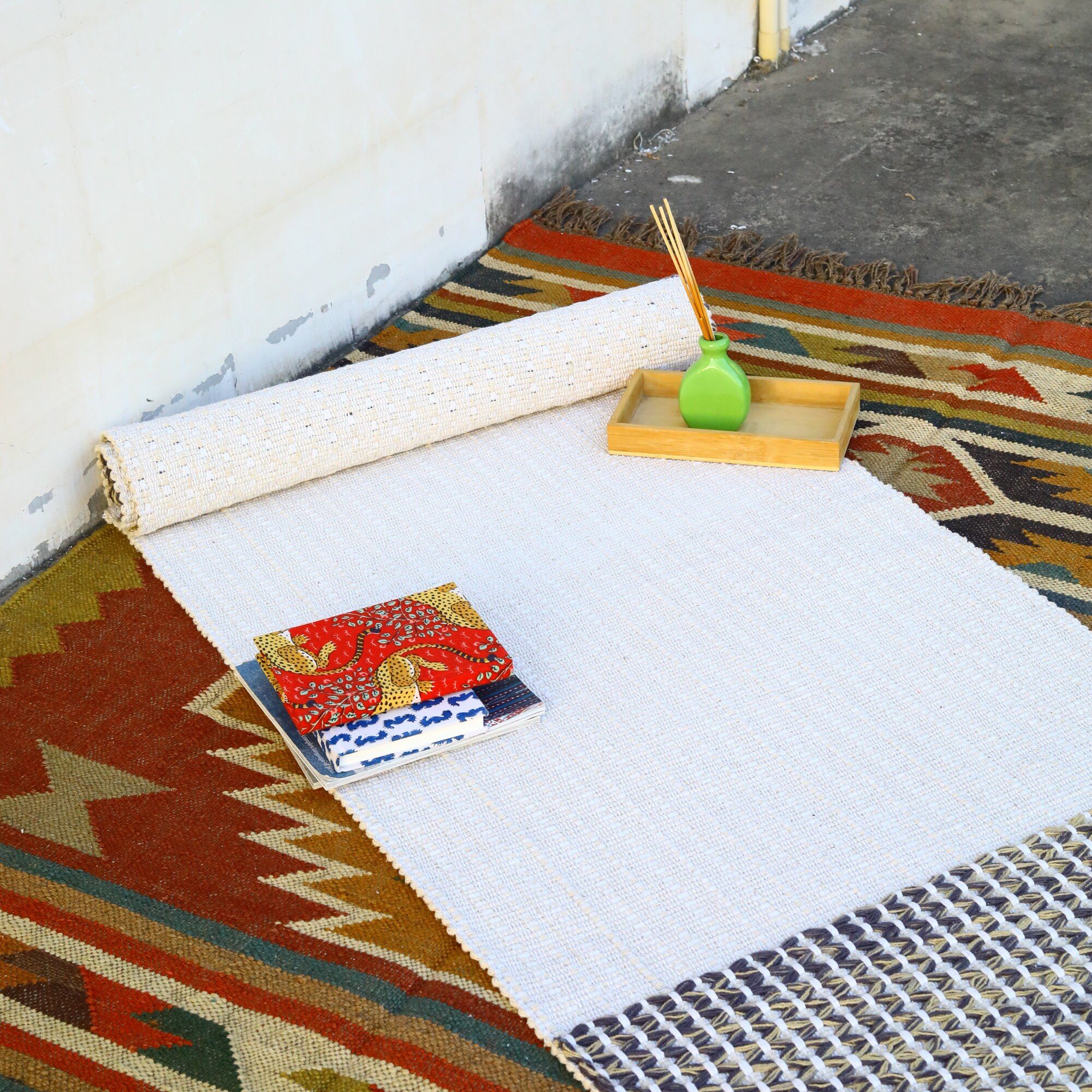 CalmNest Hand loomed Cotton Yoga Mat In Solid Dyed - Image 4