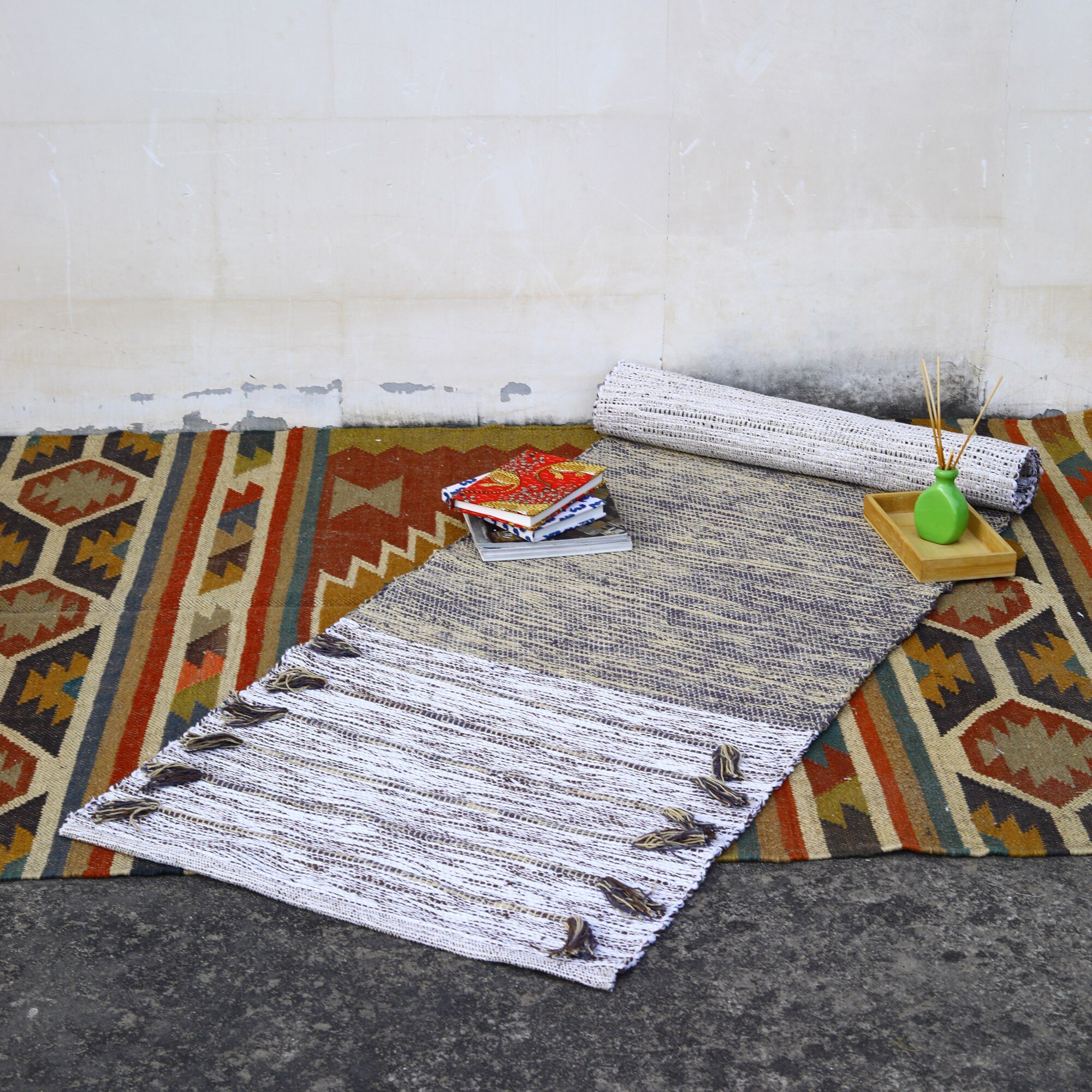 Desert Glow Handloom Hand loomed Cotton Yoga Mat In Solid Dyed - Image 5