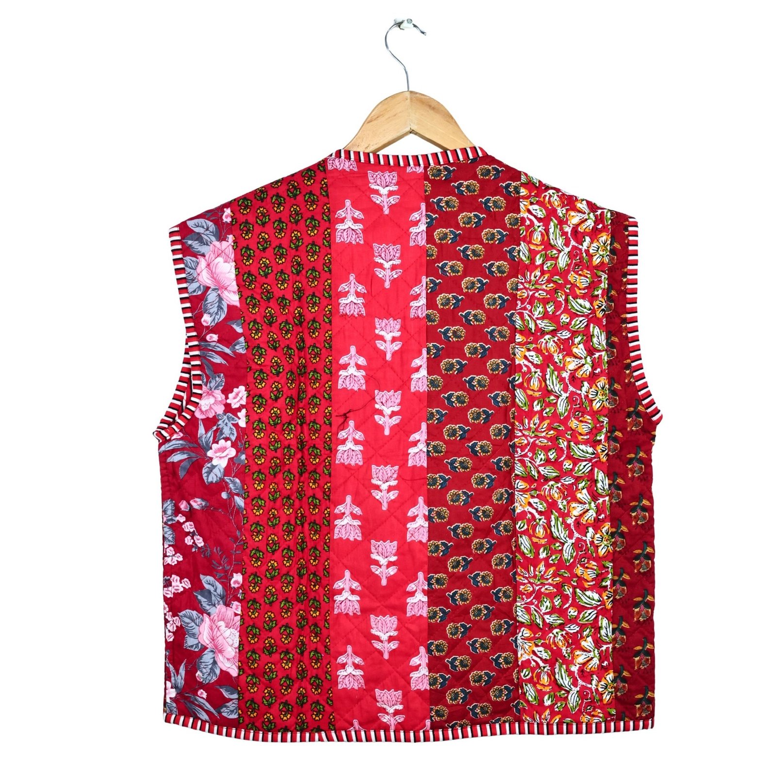 Red Beauty Patchwork Style Cotton Quilted Jacket In Red & Multicolor - Image 3